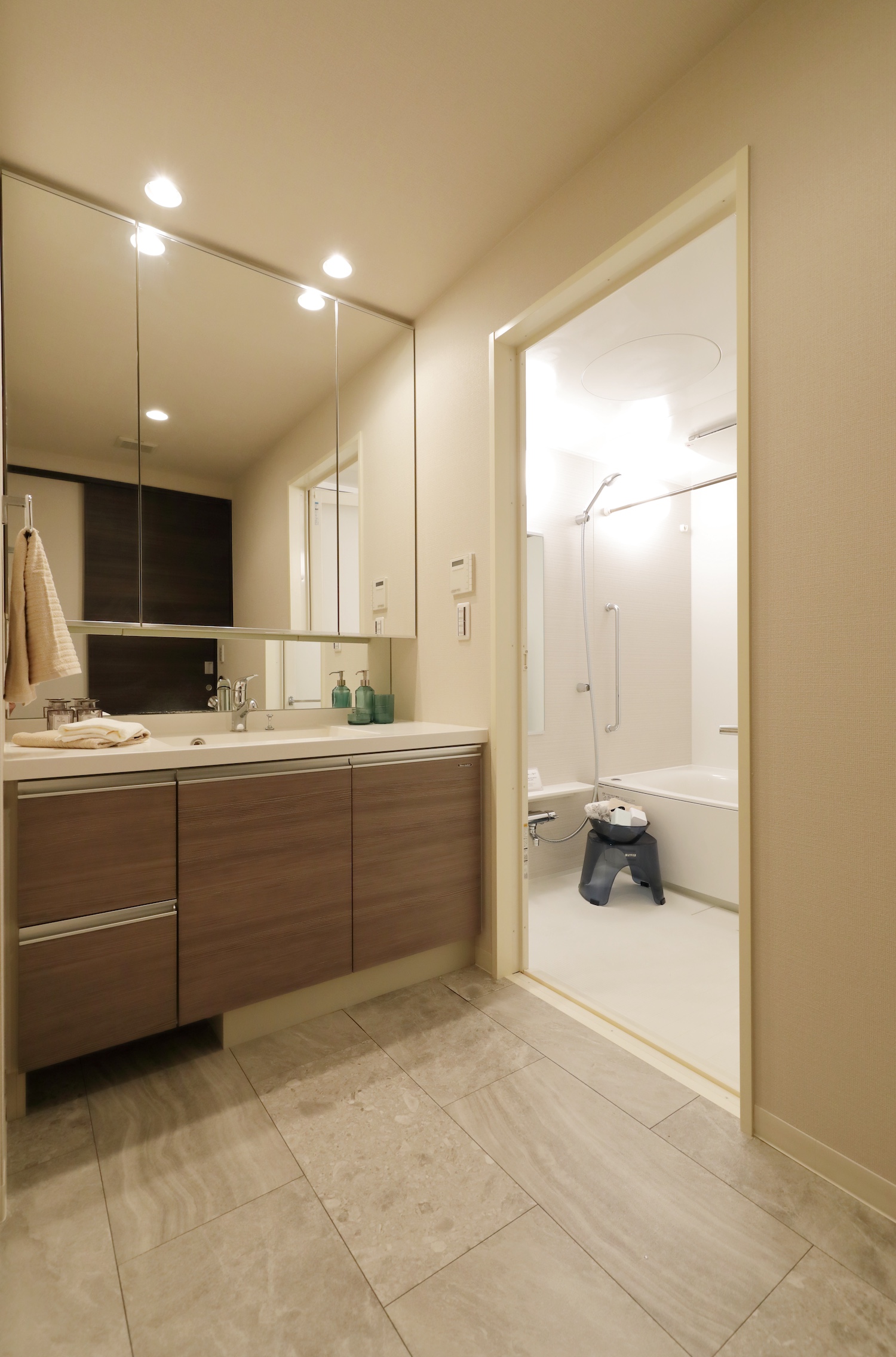 ヴィーガーデン ザ・レジデンス・８F－西東京市向台町３丁目－