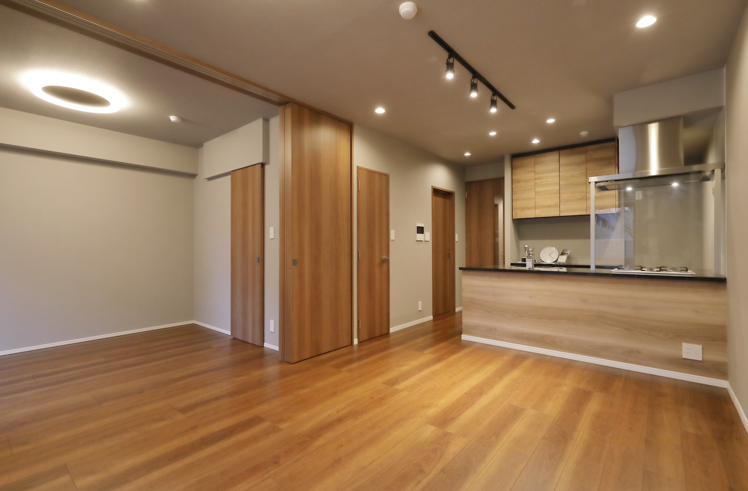 ファインスクェア川口・１Ｆ－川口市並木元町１丁目－