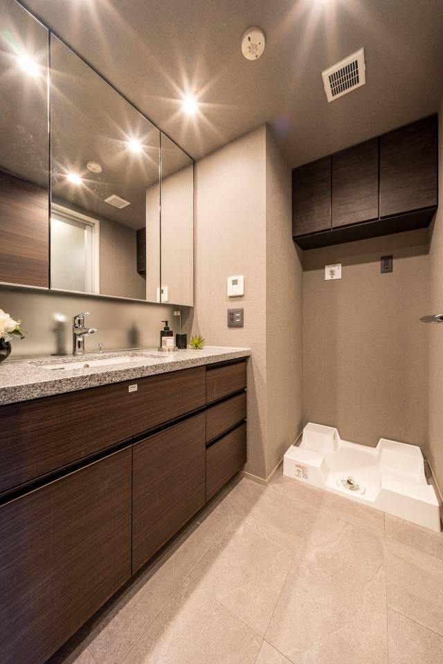 ザ・パークハウス文京護国寺－文京区大塚５丁目－