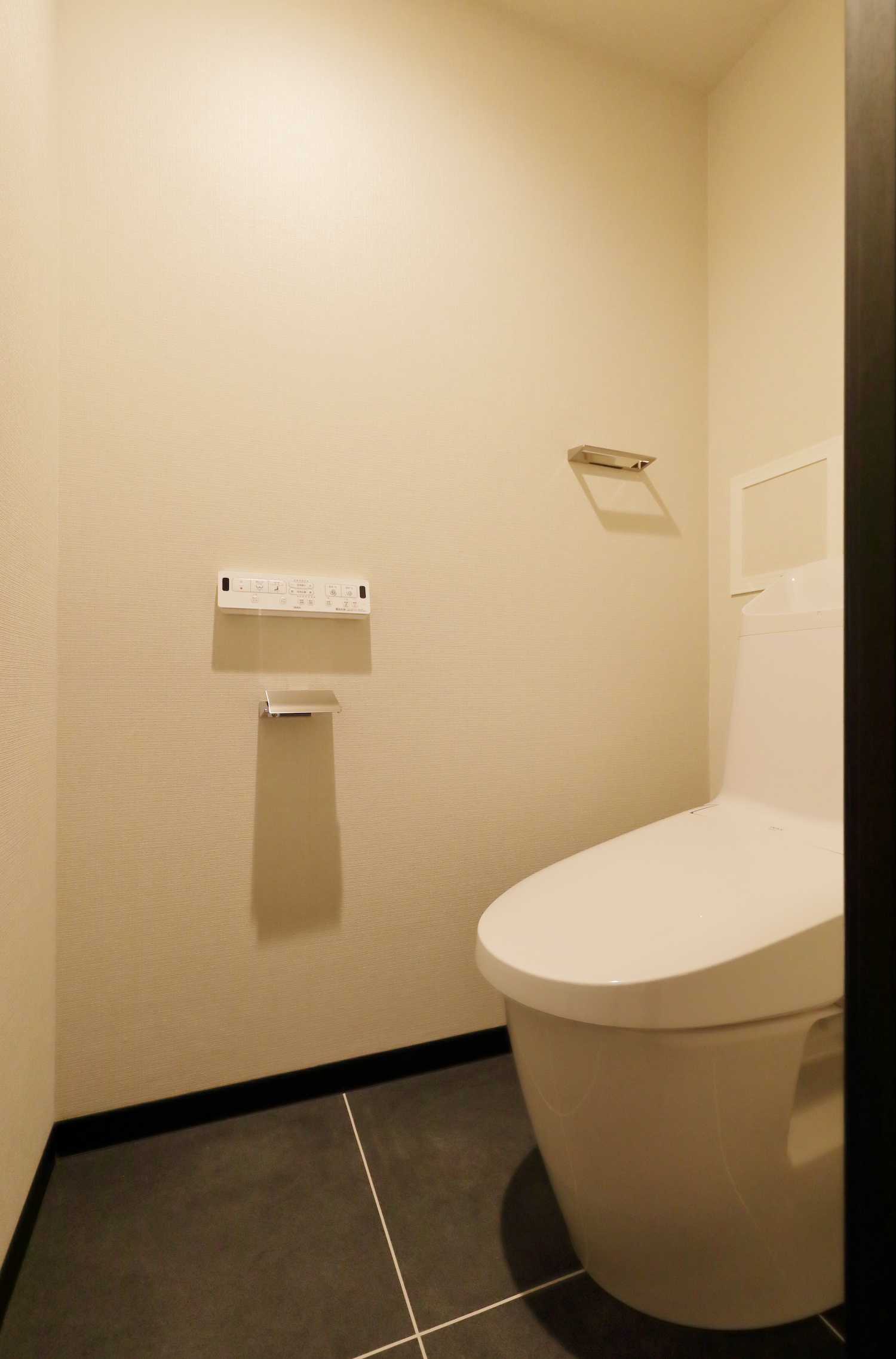 ファミール南葉山西海岸通り・１F－横須賀市秋谷３丁目－