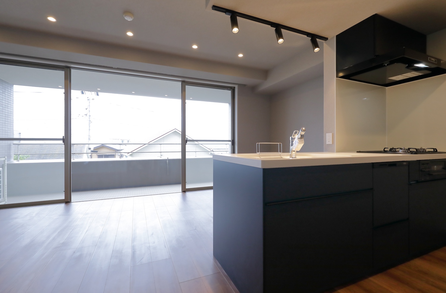 ファミール南葉山西海岸通り・１F－横須賀市秋谷３丁目－