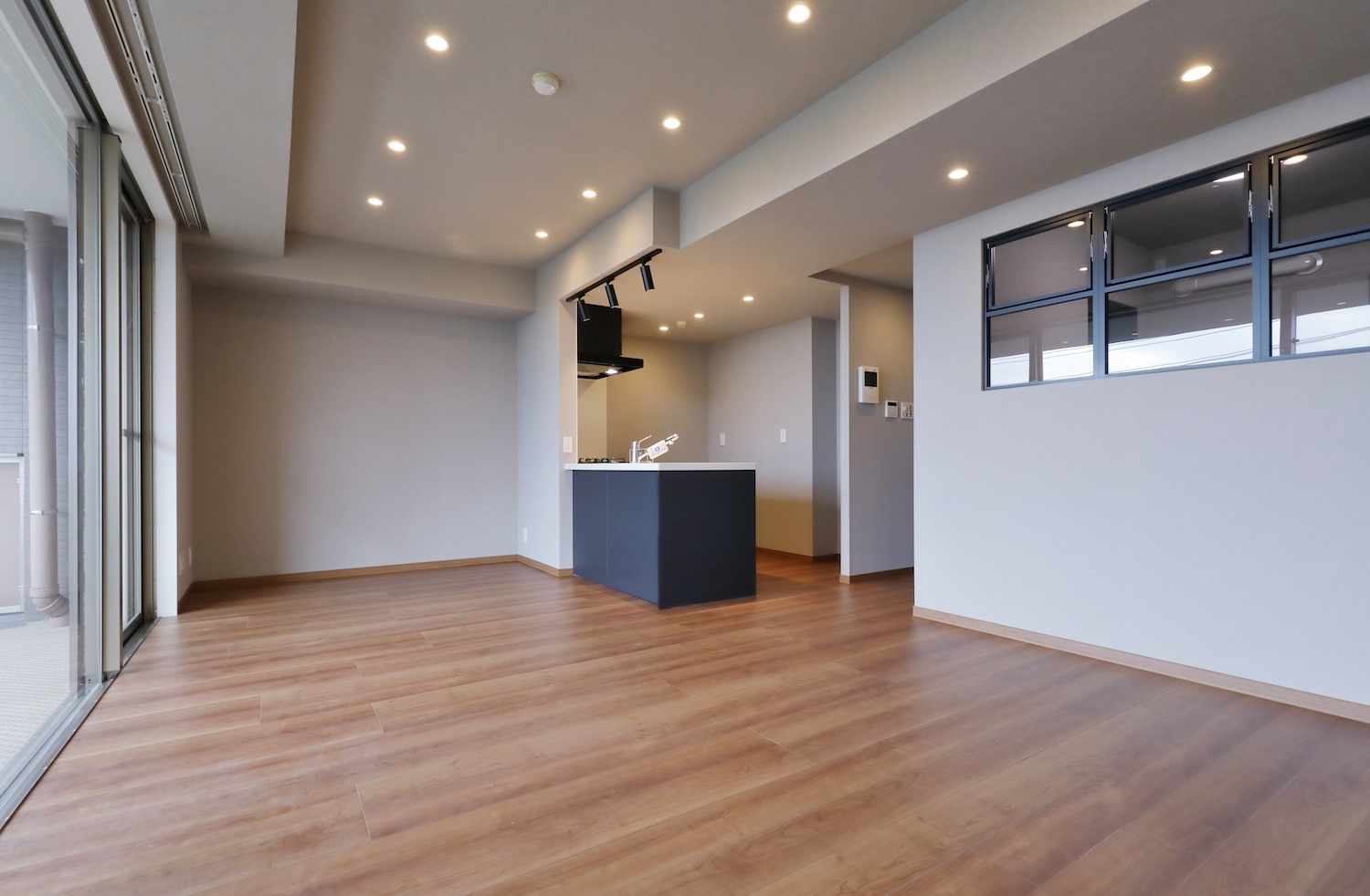 ファミール南葉山西海岸通り・１F－横須賀市秋谷３丁目－