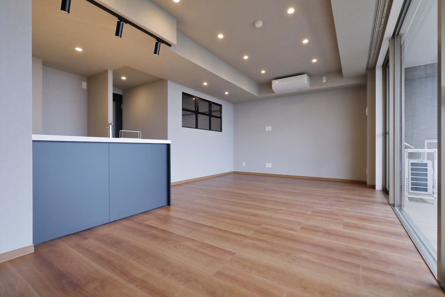 ファミール南葉山西海岸通り・１F－横須賀市秋谷３丁目－